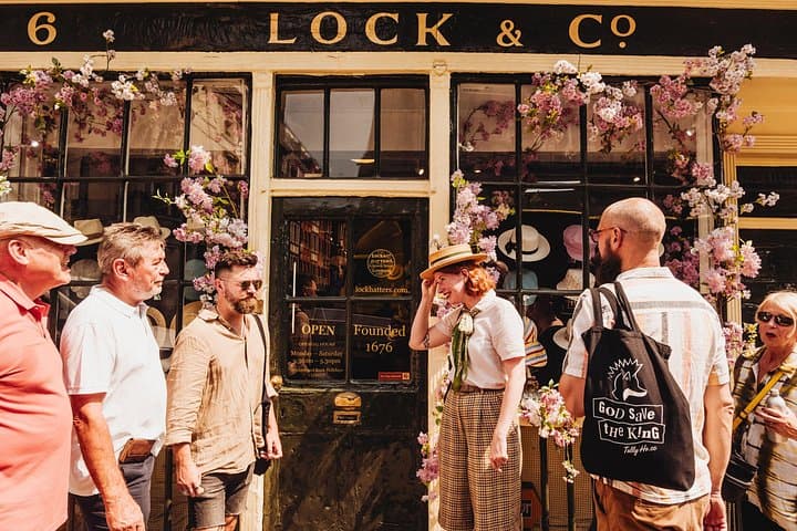 Private Guided Royal London Walking Tour with Guard Change