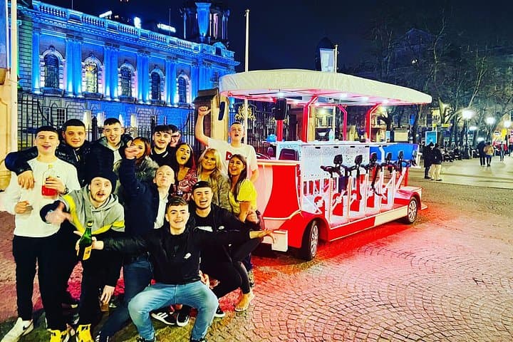 www.BelfastPartyCrew.com #Belfastpartycrew #Beerbike #Partybike #Pedalpub #Belfastbike #Belfastbiketour #biketour #Henparty #Stagparty #Hendo #stagdo #birthday #Belfasttour