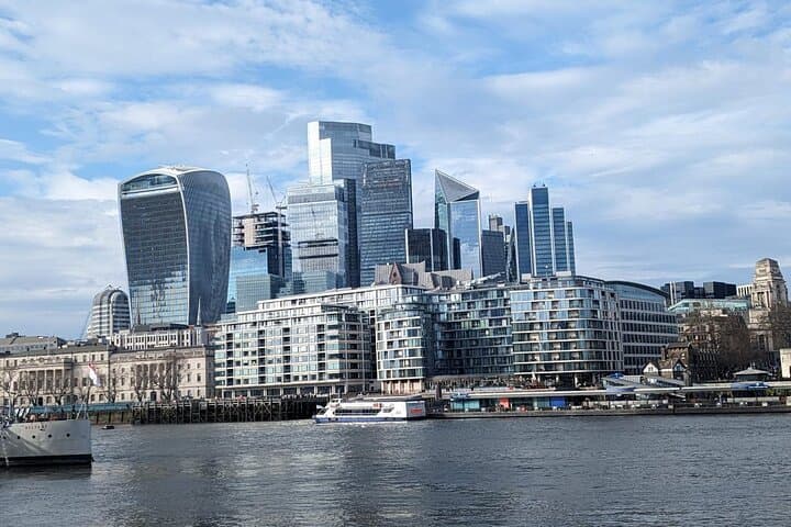Walk London Like a Local: City, Thames & Southbank