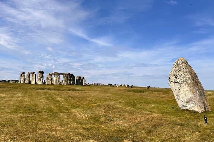 London to Stonehenge - Private Round-Trip with 75-Minute Stop
