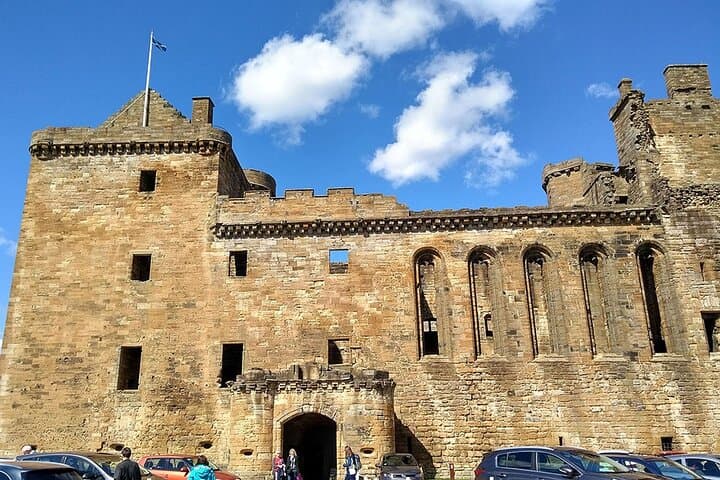 Outlander half day tour from Edinburgh, Linlithgow palace, Wentworth prison