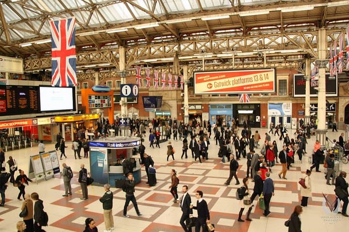 Heathrow Airport or Central London To/From Manchester City