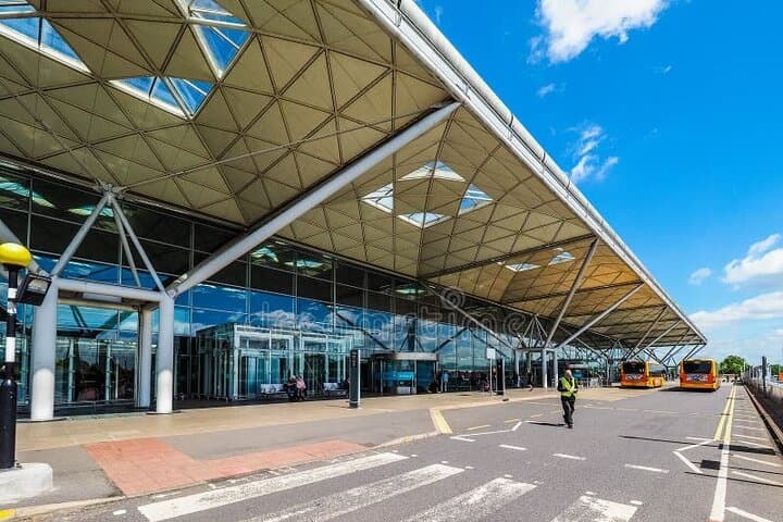 Transfer From Stansted Airport To London Meet and Greet MPV