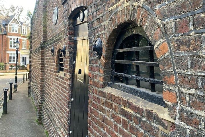 Historic Homes of Hampstead Village guided walking tour