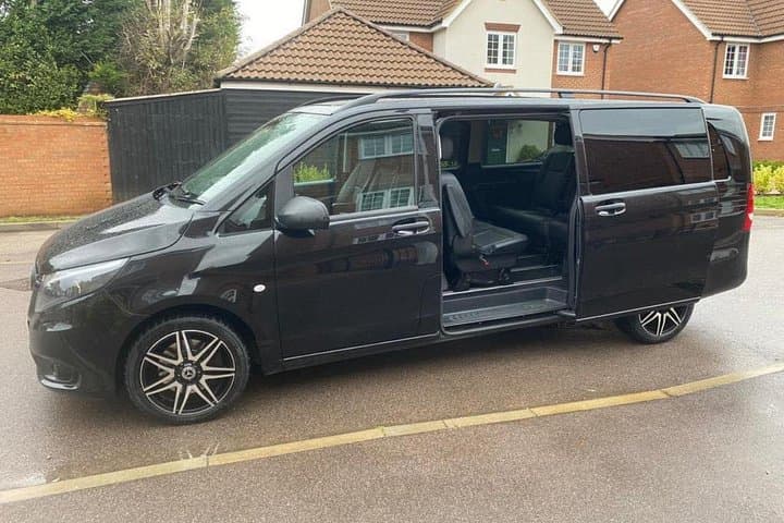 Mercedes V Class Suitable for 8 Passengers and 8 Cases