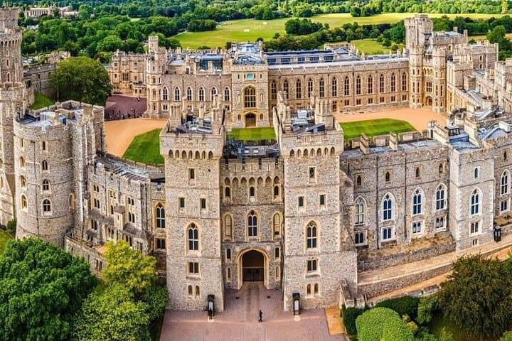 From London: Windsor Castle Full Day Guided Tour By Train