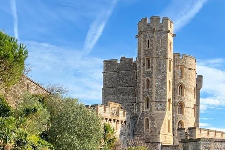 From London: Windsor Castle Full Day Guided Tour By Train