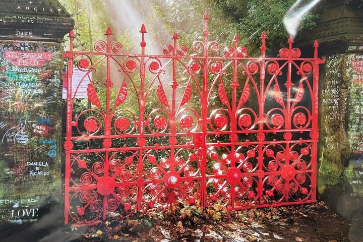 Private Beatles and Liverpool City Tour Fab Four and Top Sights