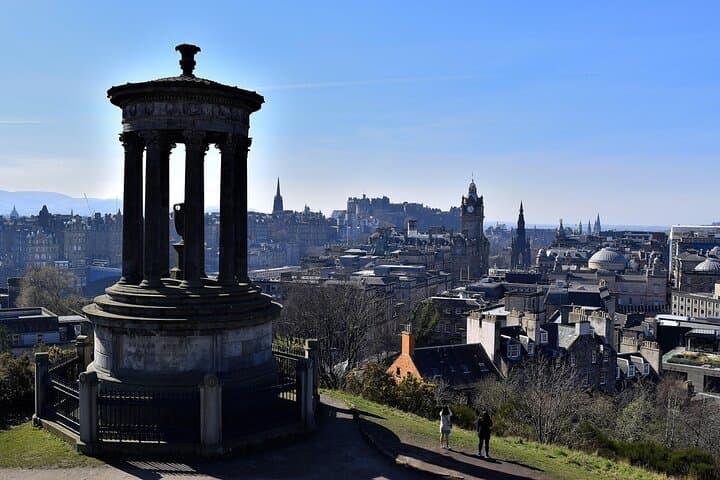 Private Airport Transfer and Edinburgh Highlights Tour