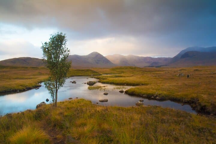 Private Day Trip from Edinburgh to Glencoe’s Wild Beauty