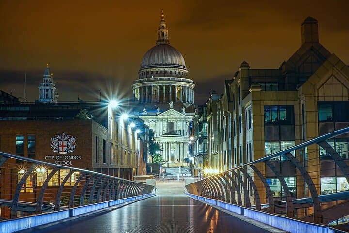 London By Night Rickshaw/Pedicab/Taxi Bike Tour