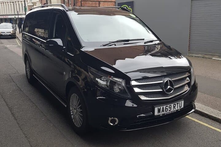Private Transfers between Heathrow Airport & Southampton Port