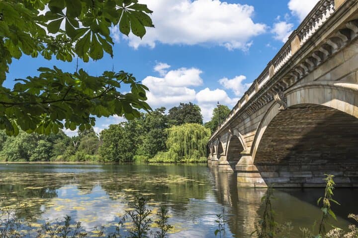 Hyde Park and Kensington Gardens Walking Tour