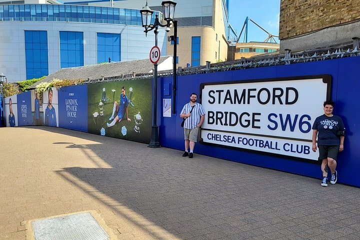 London Football - Premier League Stadiums Tour in Private Car