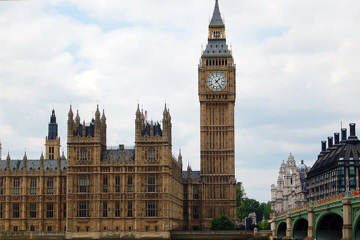 Traditional London 3 Hour Walking Tour of Westminster