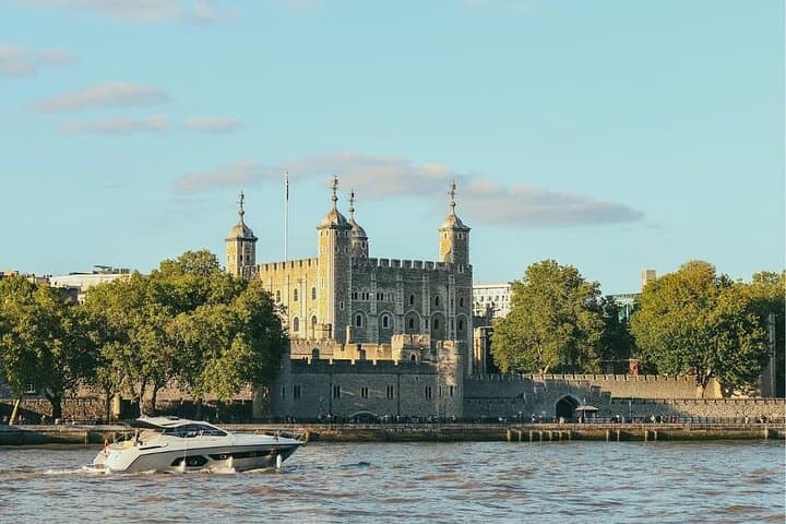 Traditional London 3 Hour Walking Tour of The City
