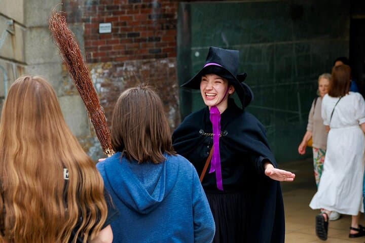 London Witches and History Walking Tour