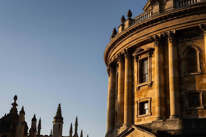 Oxford Harry Potter Locations Walking Tour by Alumni™
