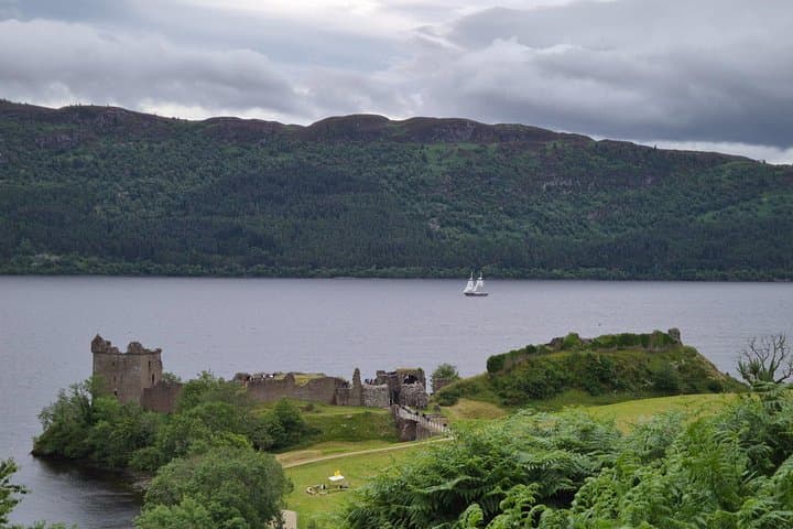 Loch Ness Private Tour 360" Invergordon, Inverness, Cawdor Castle