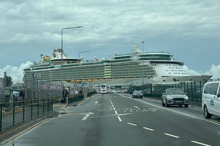 London to/from Portsmouth Port - Private Transfer