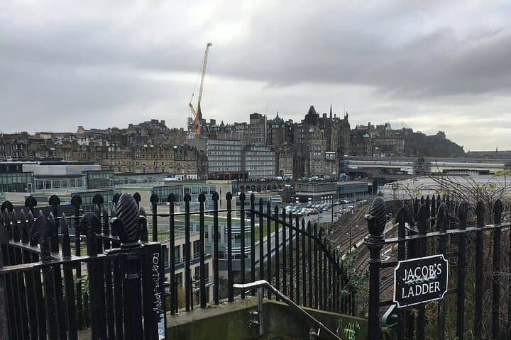 Queer History and Iconic Places: An Edinburgh Audio Tour