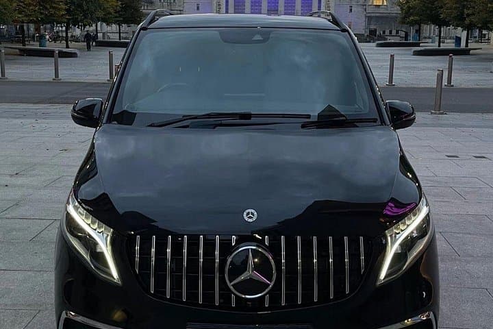 Private Airport or Cruise Transfers in the UK