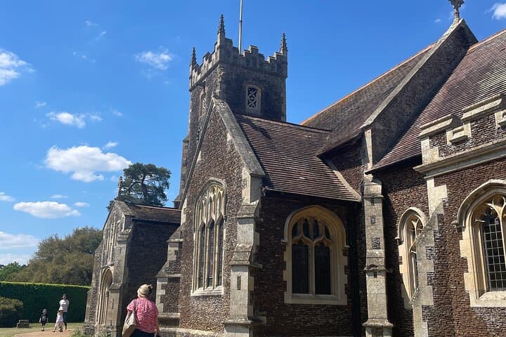 Christmas chapel for the Royal family