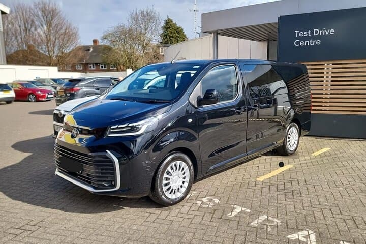 Gatwick Airport to Heathrow Airport Transfers