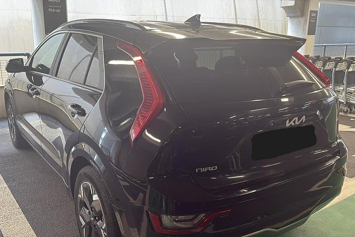 Transfer from London to Gatwick Airport