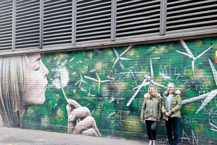 Private Glasgow Street Art Tour: Explore the City Murals