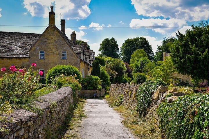Cotswold, Oxford and Stratford Day Trip from London