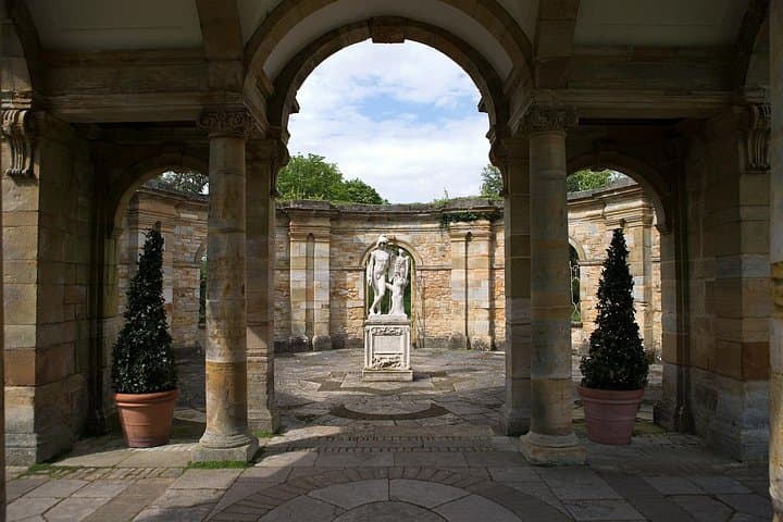 Hever Castle and Chartwell in the Magnificent Kent Countryside