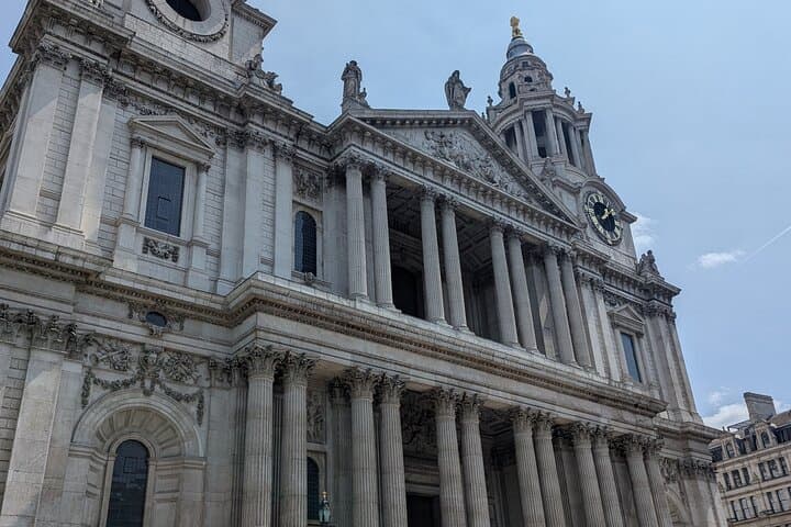 London Dragon Hunt - Self-Guided Treasure Hunt Adventure