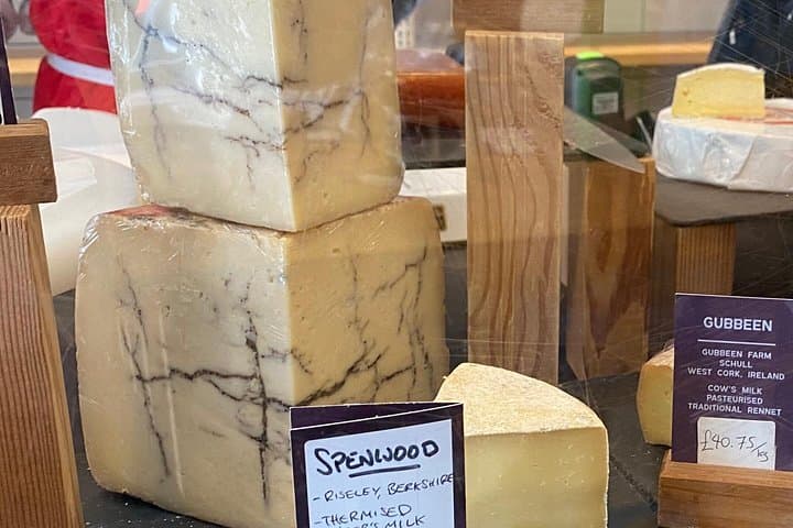 New! Taste of Edinburgh: Local Food Tour in Stockbridge