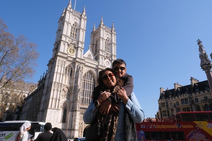 Enjoy the private tour around London