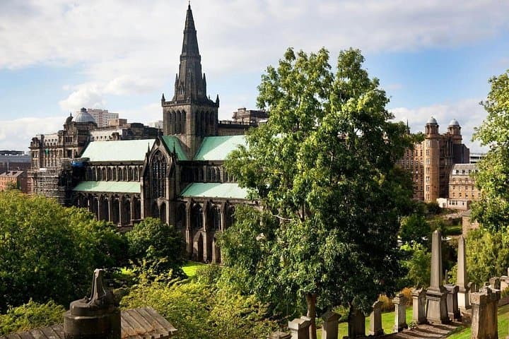 Glasgow Private Walking Tour with a Local