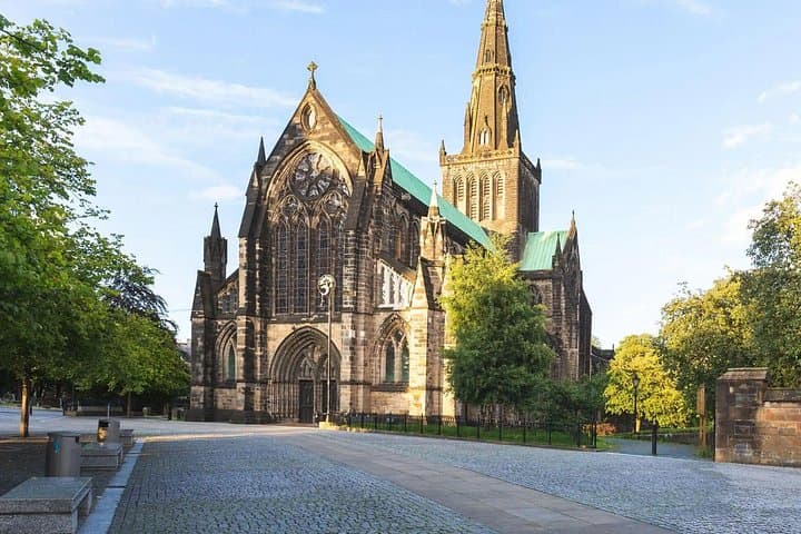 Glasgow Private Walking Tour with a Local