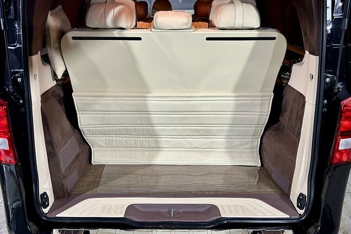 Hourly Private Chauffeur Luxury Service in London