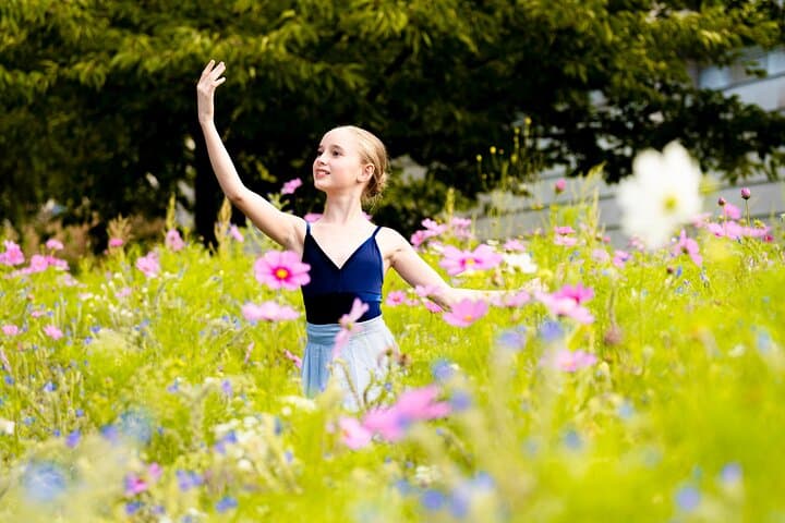 1 Hour Private London Photoshoot with Award-Winning Photographer