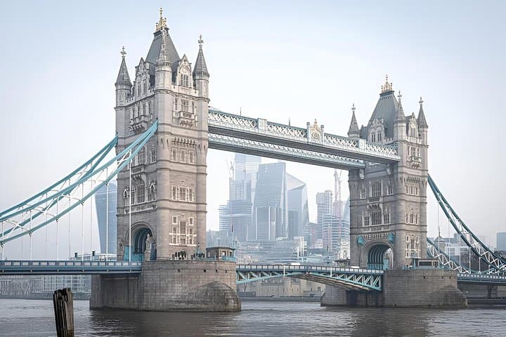 Private Luxury Transfer Between London and Southampton