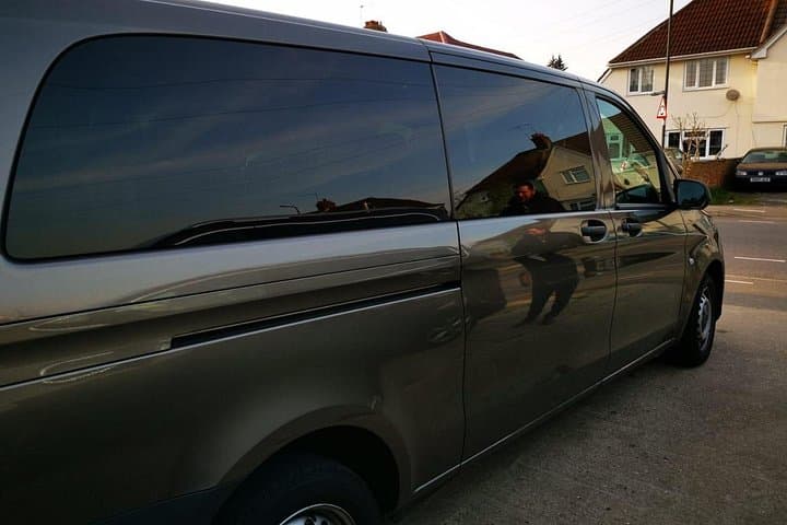 Private Luxury Transfer Between London and Southampton