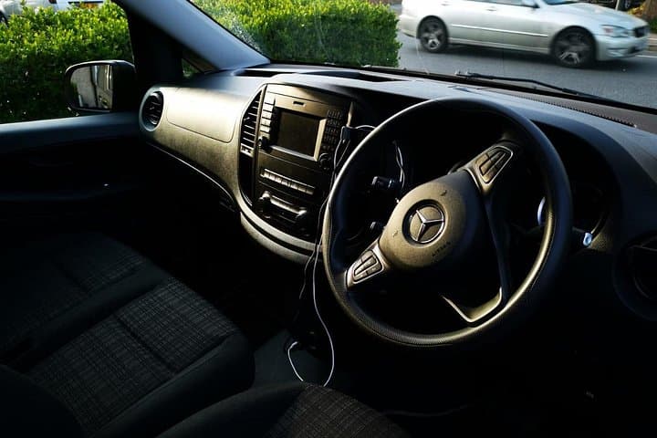 Private Luxury Transfer Between London and Southampton