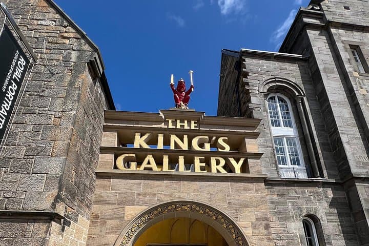 Edinburgh City 4 Hour Private Guided Taxi Tour