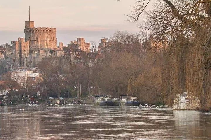 The Royal Town of Windsor: A Self-Guided Walking Tour