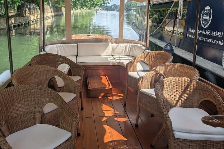 Oxford Sightseeing Boat Cruise with Prosecco