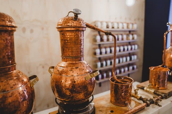 Distil your own gin our or mini traditional copper pot stills