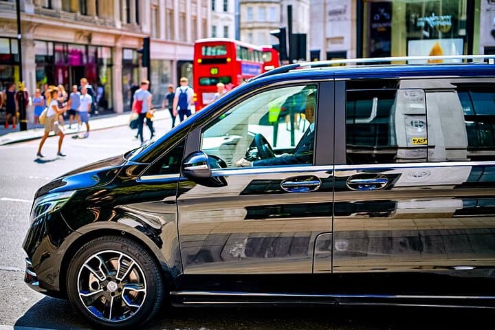 Gatwick Airport to Birmingham Private Transfer
