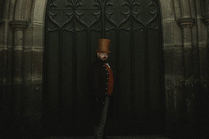 Leeds Ghost Tour Explore the Haunting History of Leeds
