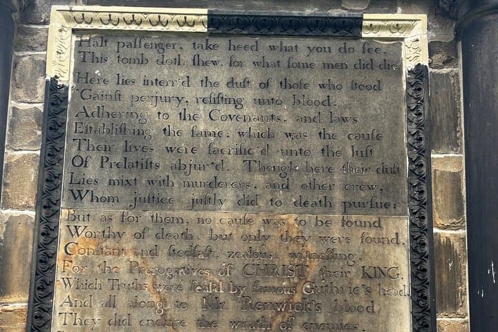 Licensed Historic Edinburgh Old Town Private Walking Tour