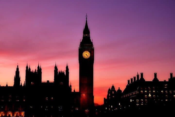 Airport Transfers: London Heathrow Airport to City Center Hotel